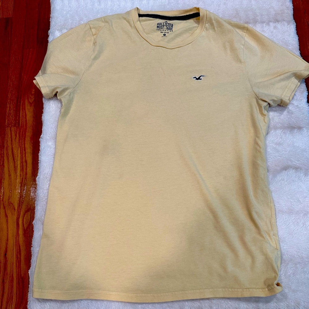 Hollister yellow cotton T-shirt
